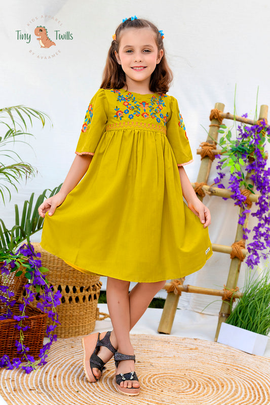 Neon Green Embroidered Frock With Flared Sleeves - Neon Green & Pink