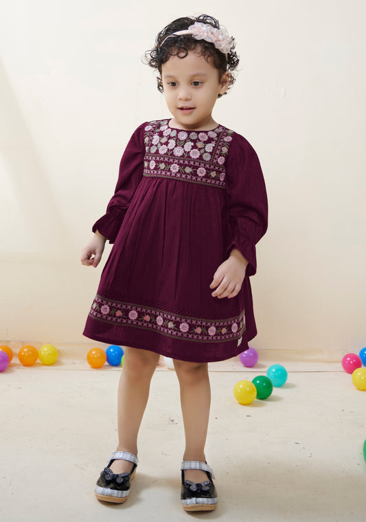 TINY TWILLS FLORAL SHORT YOKE EMBROIDERED DRESS