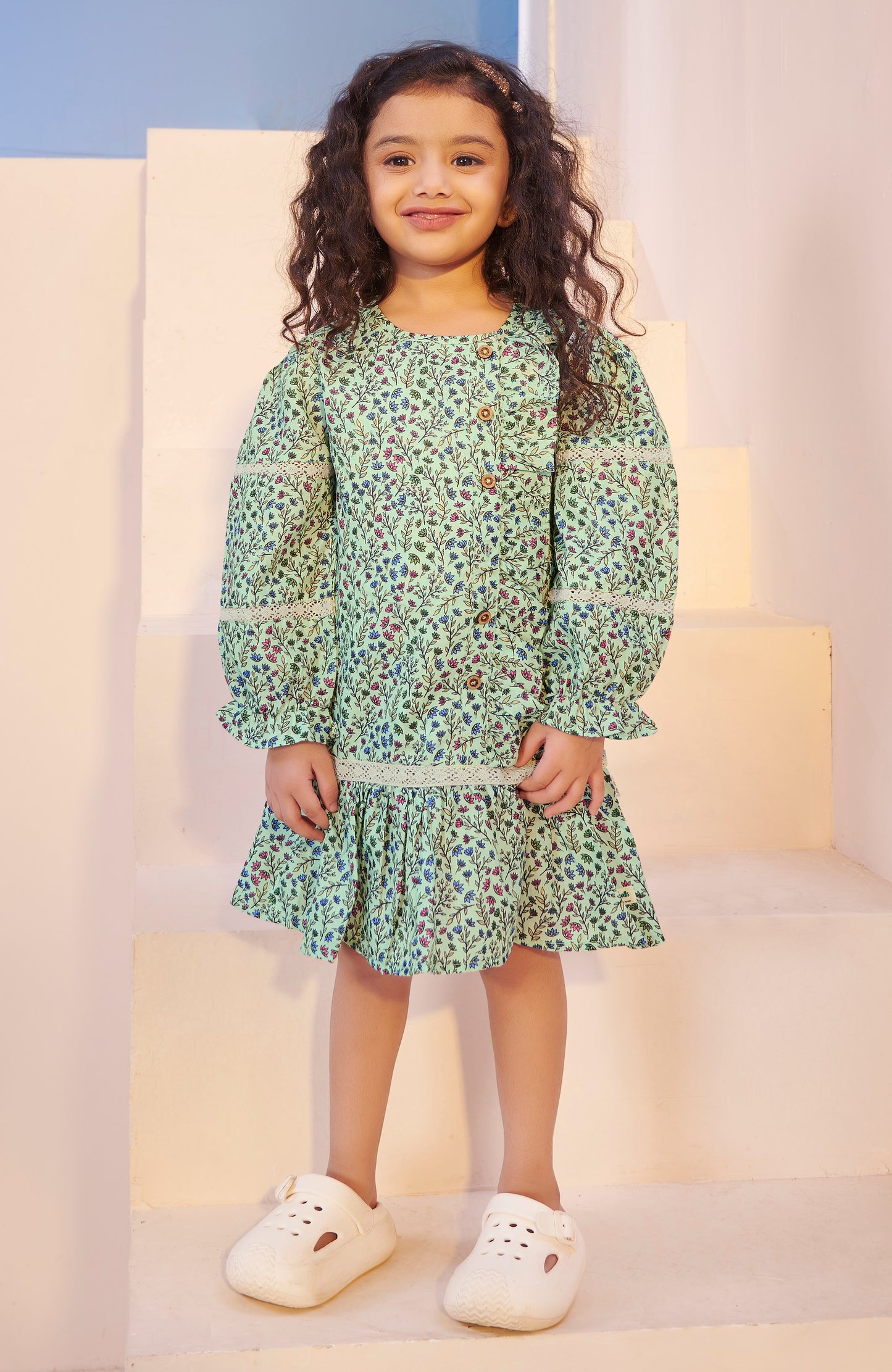 TINY TWILLS LEAF PRINTED A - LINE FROCK WITH CROCHET