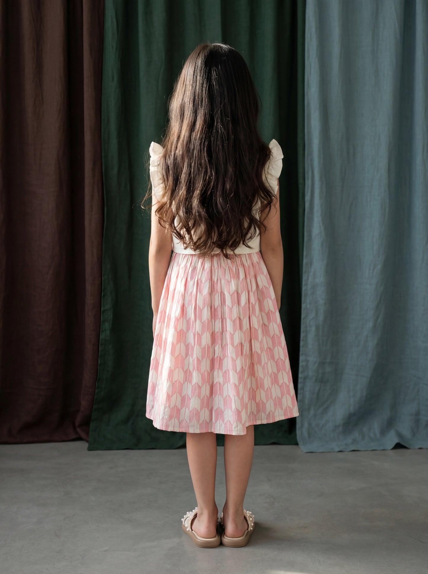 Elegant Cotton Jacquard Sleeveless Dress with Linen Embroidered Jacket for Girls